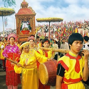 Hấp dẫn lễ hội Côn Sơn - Kiếp Bạc 2016