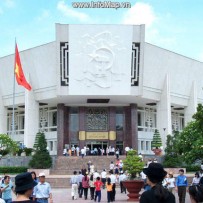 Bảo Tàng Hồ Chí Minh