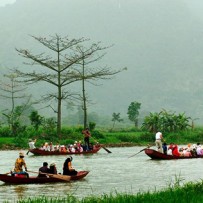 Chùa Hương Tích (còn gọi là chùa Hương), Hà Nội