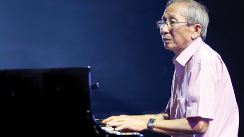 Nhạc sĩ Nguyễn Ánh 9 linh cảm “Kỷ niệm” là show diễn cuối cùng.